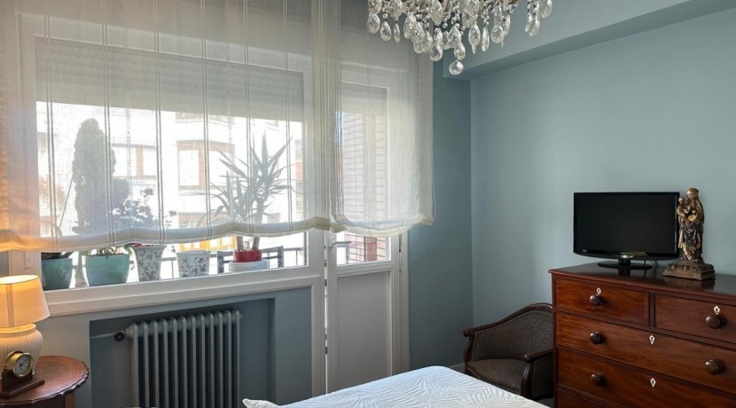 EXCELENTE VIVIENDA EN EL CENTRO DE LAS ARENAS
