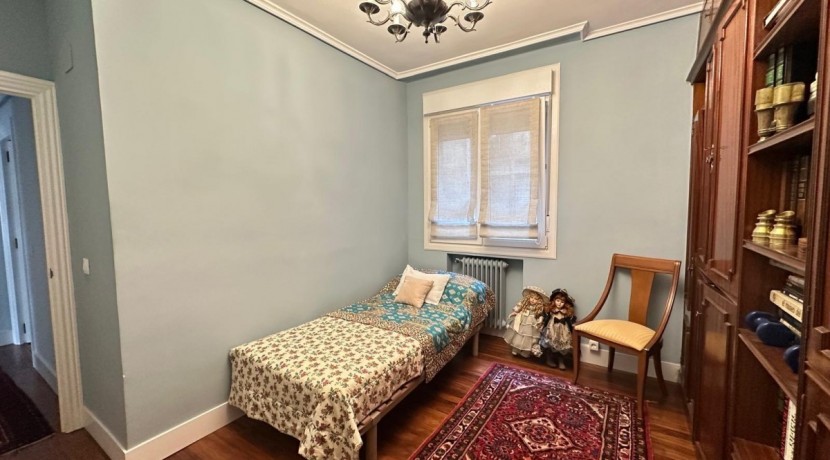 EXCELENTE VIVIENDA EN EL CENTRO DE LAS ARENAS