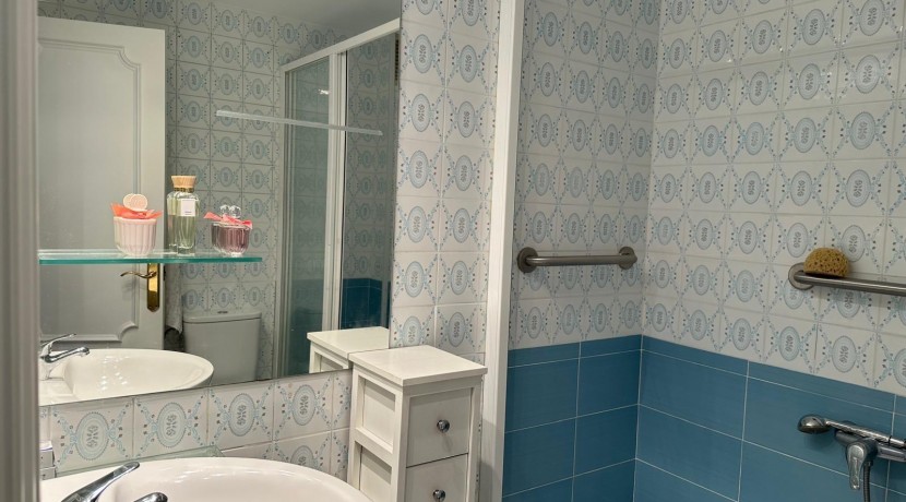 EXCELENTE VIVIENDA EN EL CENTRO DE LAS ARENAS
