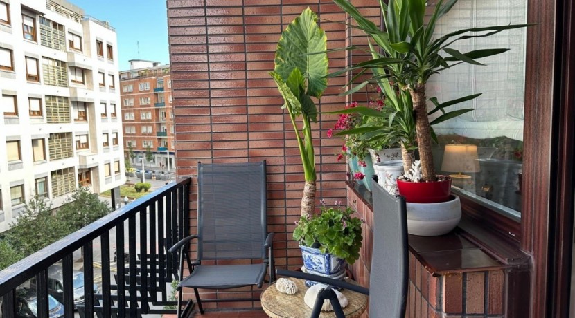 EXCELENTE VIVIENDA EN EL CENTRO DE LAS ARENAS