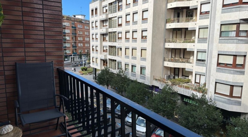 EXCELENTE VIVIENDA EN EL CENTRO DE LAS ARENAS
