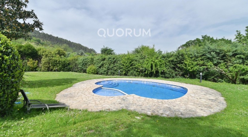 Exclusivo Chalet En La Bilbaina