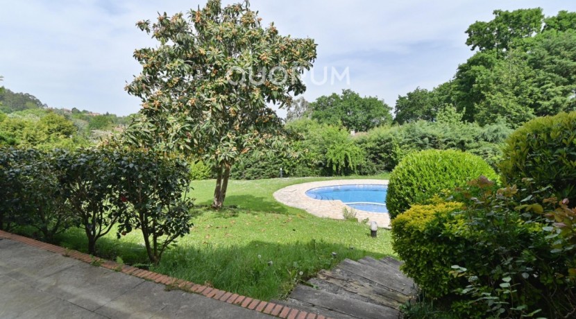 Exclusivo Chalet En La Bilbaina