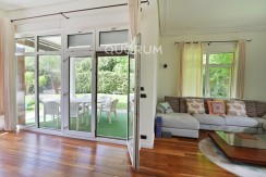 Exclusivo Chalet En La Bilbaina