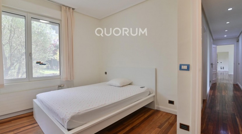 Exclusivo Chalet En La Bilbaina