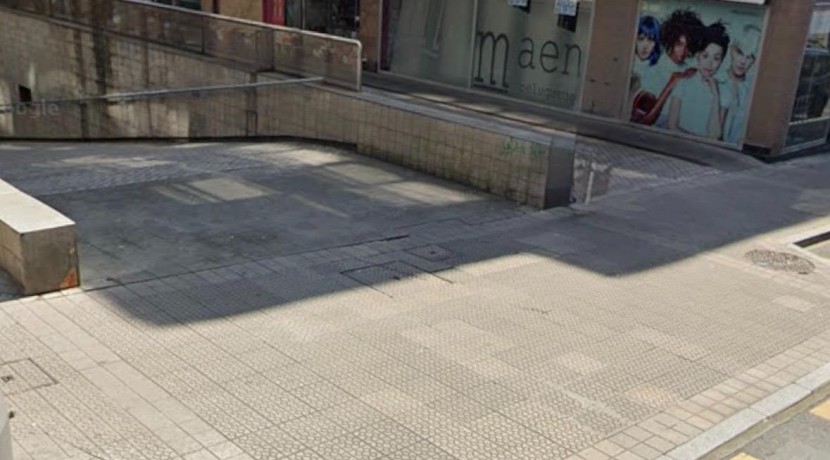 GARAJE EN LAS ARENAS CENTRO