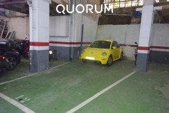 Garaje Para Coche Grande O Furgoneta En Santutxu