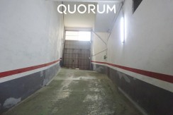 Garaje Para Coche Grande O Furgoneta En Santutxu