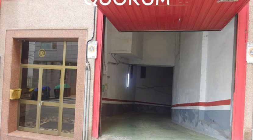 Garaje Para Coche Grande O Furgoneta En Santutxu