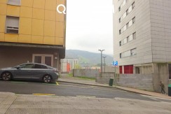 Garaje Para Coche Grande O Furgoneta En Santutxu
