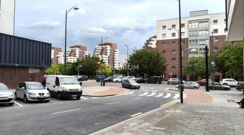 GARAJE Y TRASTERO EN EDIFICIO DE OBRA DE NUEVA