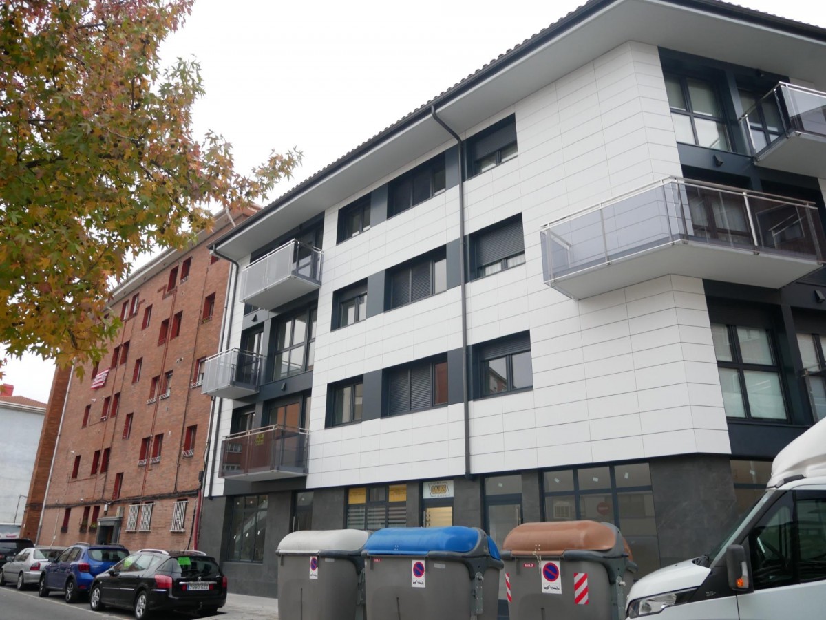 Gran Local Comercial En El Centro de Basauri
