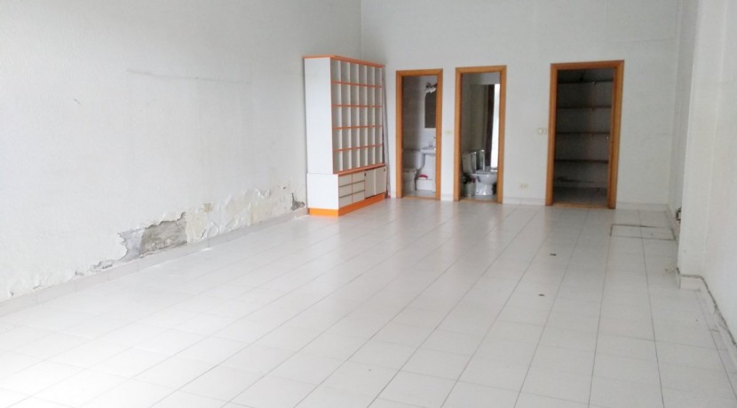 Local Comercial En Buen Estado