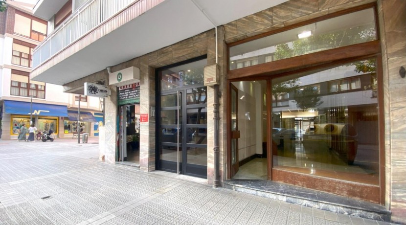 Local Comercial En El Centro De Las Arenas