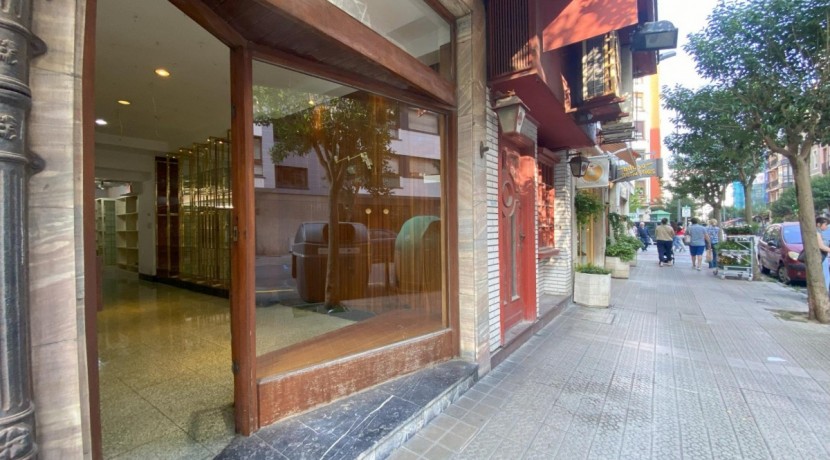 Local Comercial En El Centro De Las Arenas