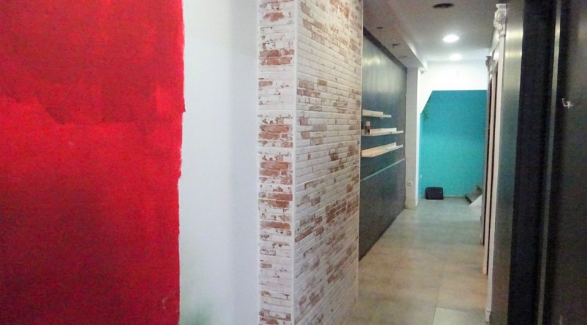 Local Comercial En Zona Basarrate