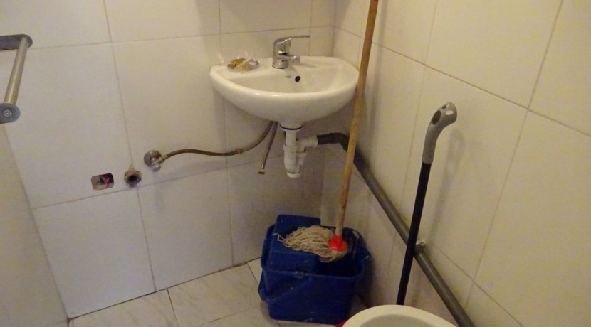 Local Comercial En Zona Basarrate