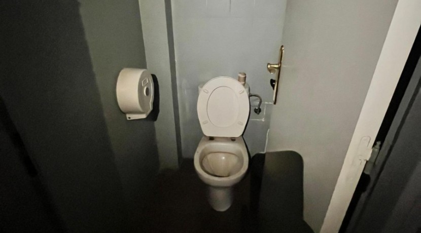 Local Diáfano Con Baños En Zona Ayuntamiento-Basozelai