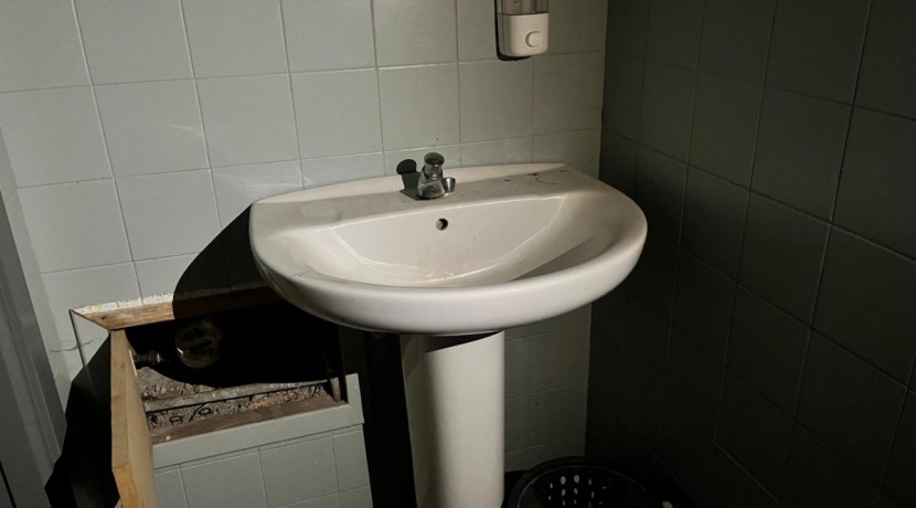 Local Diáfano Con Baños En Zona Ayuntamiento-Basozelai