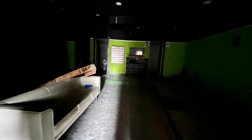 Local Diáfano Con Baños En Zona Ayuntamiento-Basozelai