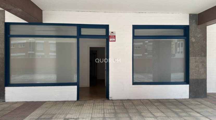 LOCAL EN ALQUILER EN LAS ARENAS