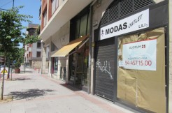 Local En Pleno Centro Con Escaparate