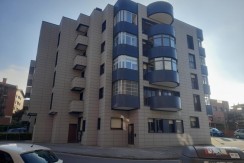 Lonja Con Posibilidad De Conversión a Vivienda En Calle Jata