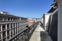 Oficina En Perfecto Estado En Edificio Carlton