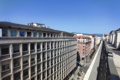 Oficina En Perfecto Estado En Edificio Carlton