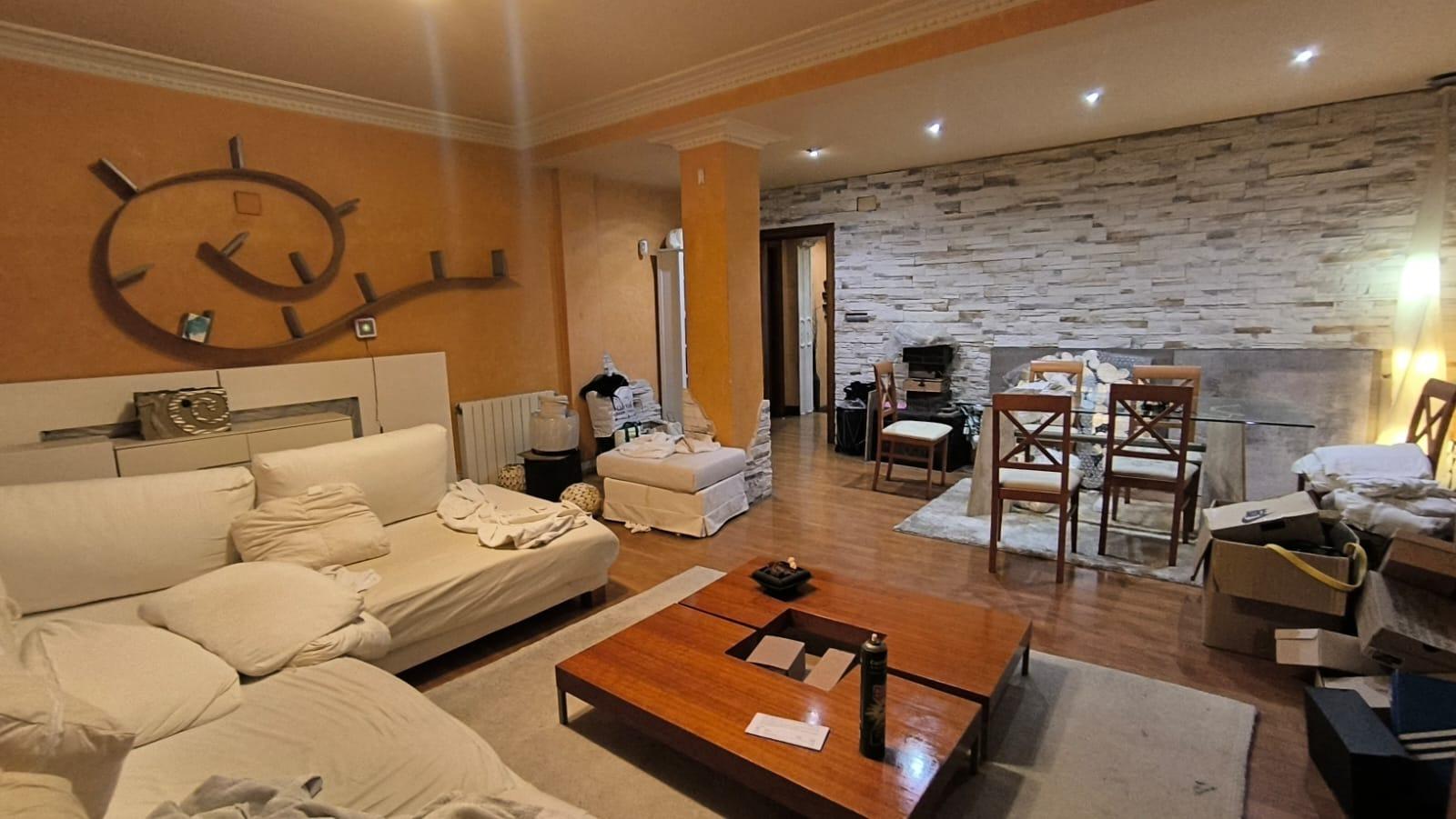 ¡Oportunidad Única Para Vivir En El Casco Viejo De Bilbao!