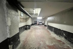 Parcela de Garaje Amplia En Zona Ayuntamiento.