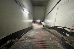 Parcela de Garaje Amplia En Zona Ayuntamiento.