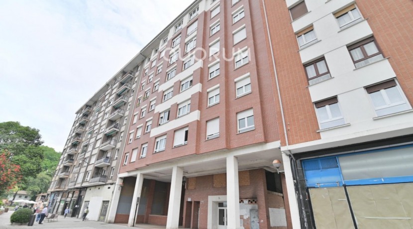 Pisazo Céntrico Para Entrar A Vivir Con Ascensor a Cota 0 Con Garaje, Trastero Y Camarote