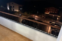 Piso de 2 habitaciones y terraza en Usansolo