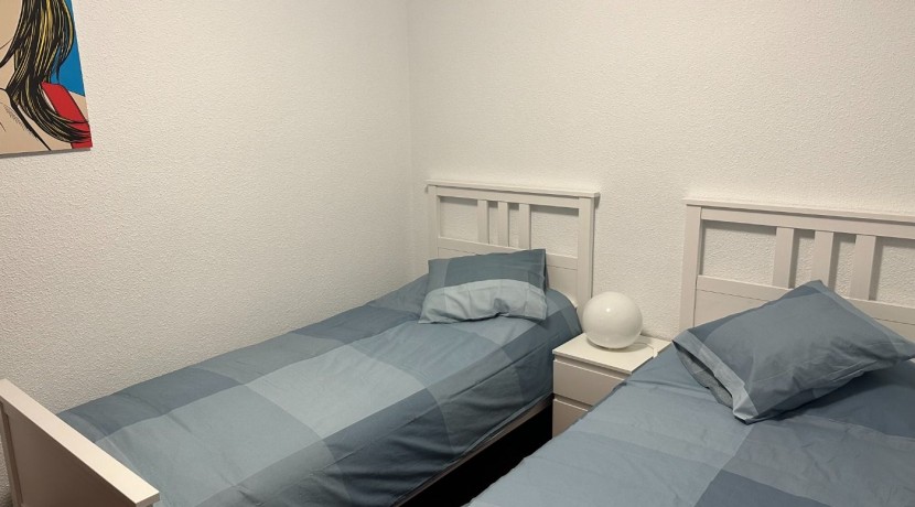 Piso de 2 habitaciones y terraza en Usansolo