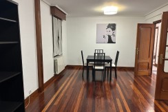 Piso de 2 habitaciones y terraza en Usansolo