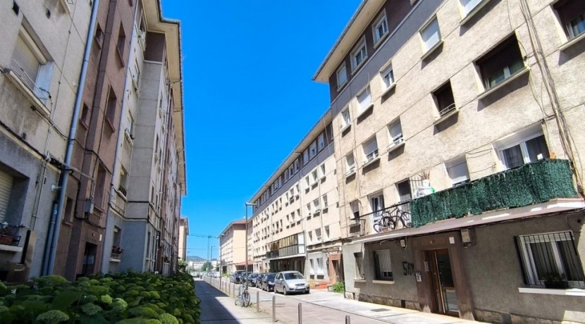Piso De 3 Habitaciones En Durango Para Reformar A Tu Gusto