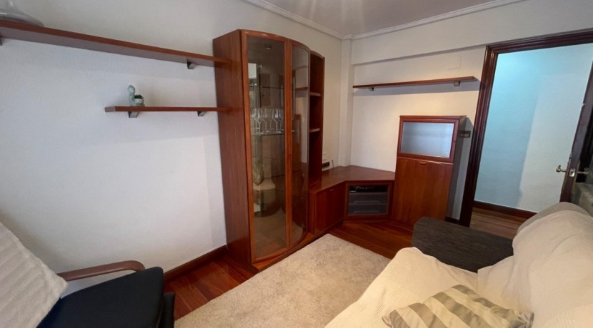 Piso Para Entrar a Vivir Con 3 Habitaciones En Bolueta