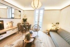 Piso Reformado Con Mucho Encanto En Atxuri