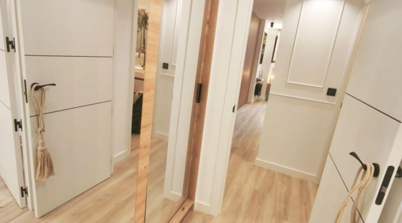 Piso Reformado Con Mucho Encanto En Atxuri