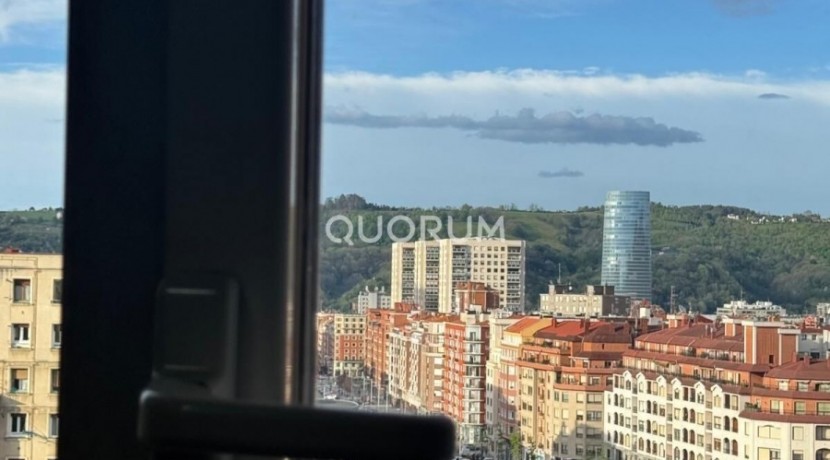 Piso Reformado De 3 Dormitorios En Rekalde