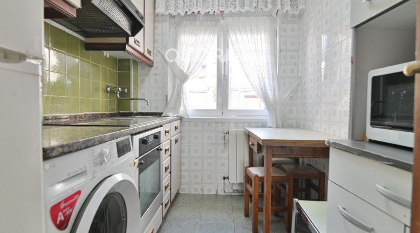 Piso Totalmente Exterior Muy Luminoso De 2 Dormitorios Con Balcón En Zona San Miguel