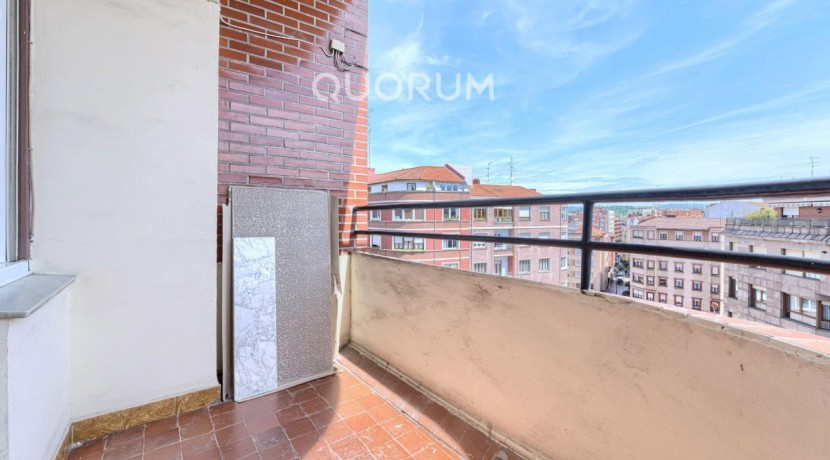 Piso Totalmente Reformado En El Centro De Barakaldo De 3 Habitaciones Y 2 Baños