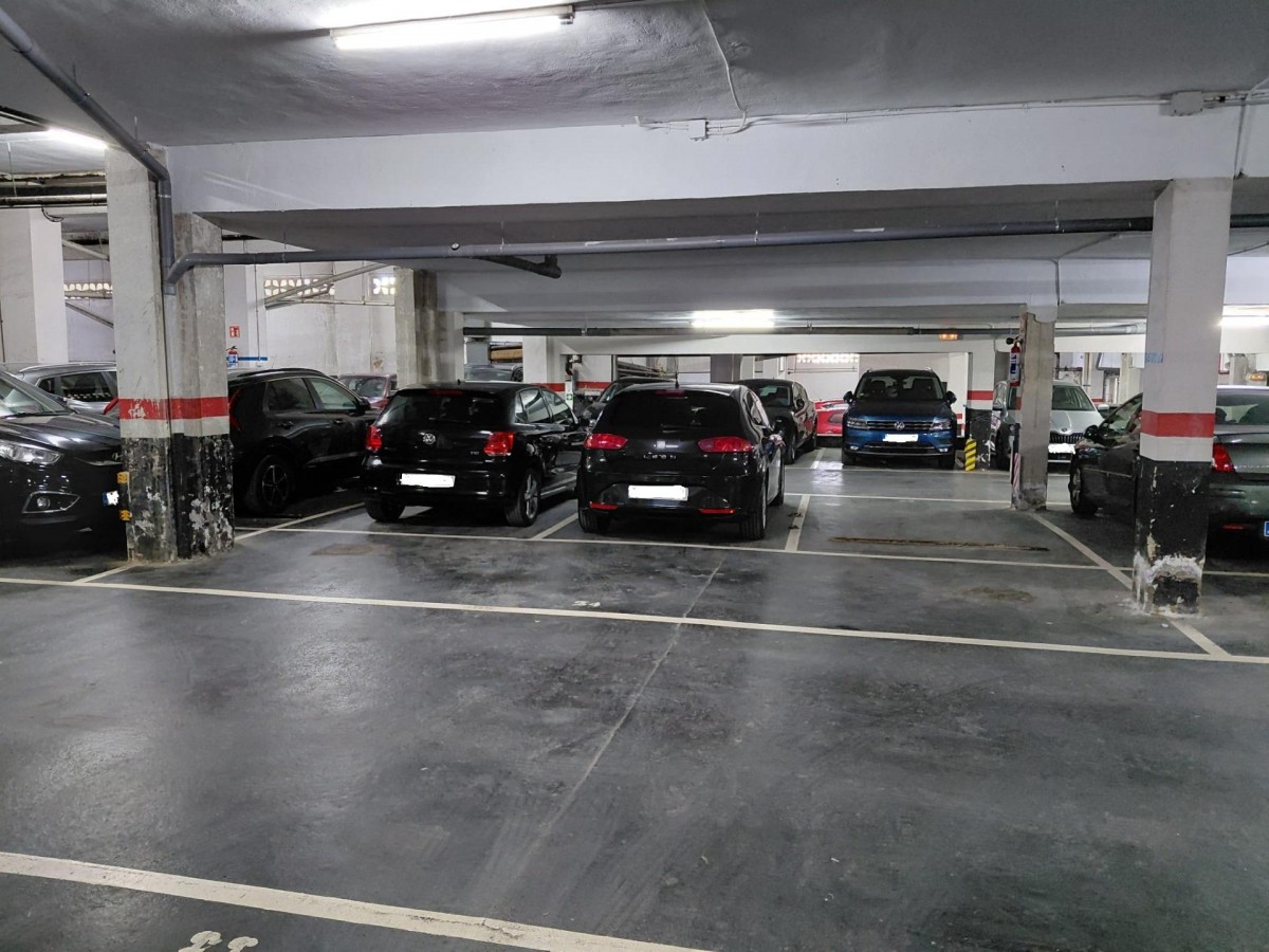 Plaza De Garaje A La Venta En Bidezabal