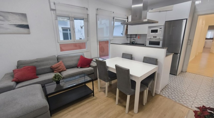 Se Vende En Exclusiva Piso Reformado De 3 Habitaciones Con 1 Baño En El Corazon De Lutxana
