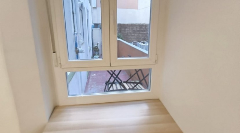 Se Vende En Exclusiva Piso Reformado De 3 Habitaciones Con 1 Baño En El Corazon De Lutxana