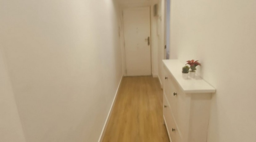 Se Vende En Exclusiva Piso Reformado De 3 Habitaciones Con 1 Baño En El Corazon De Lutxana