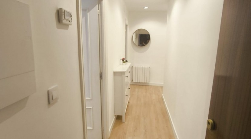 Se Vende En Exclusiva Piso Reformado De 3 Habitaciones Con 1 Baño En El Corazon De Lutxana