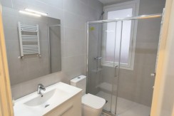 Se Vende En Exclusiva Piso Reformado De 3 Habitaciones Con 1 Baño En El Corazon De Lutxana