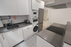 Se Vende En Exclusiva Piso Reformado De 3 Habitaciones Con 1 Baño En El Corazon De Lutxana